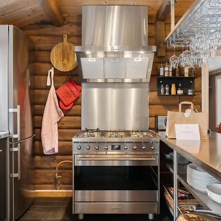 Fa636 - Cozy Cabin, With Outdoor Jacuzzi *